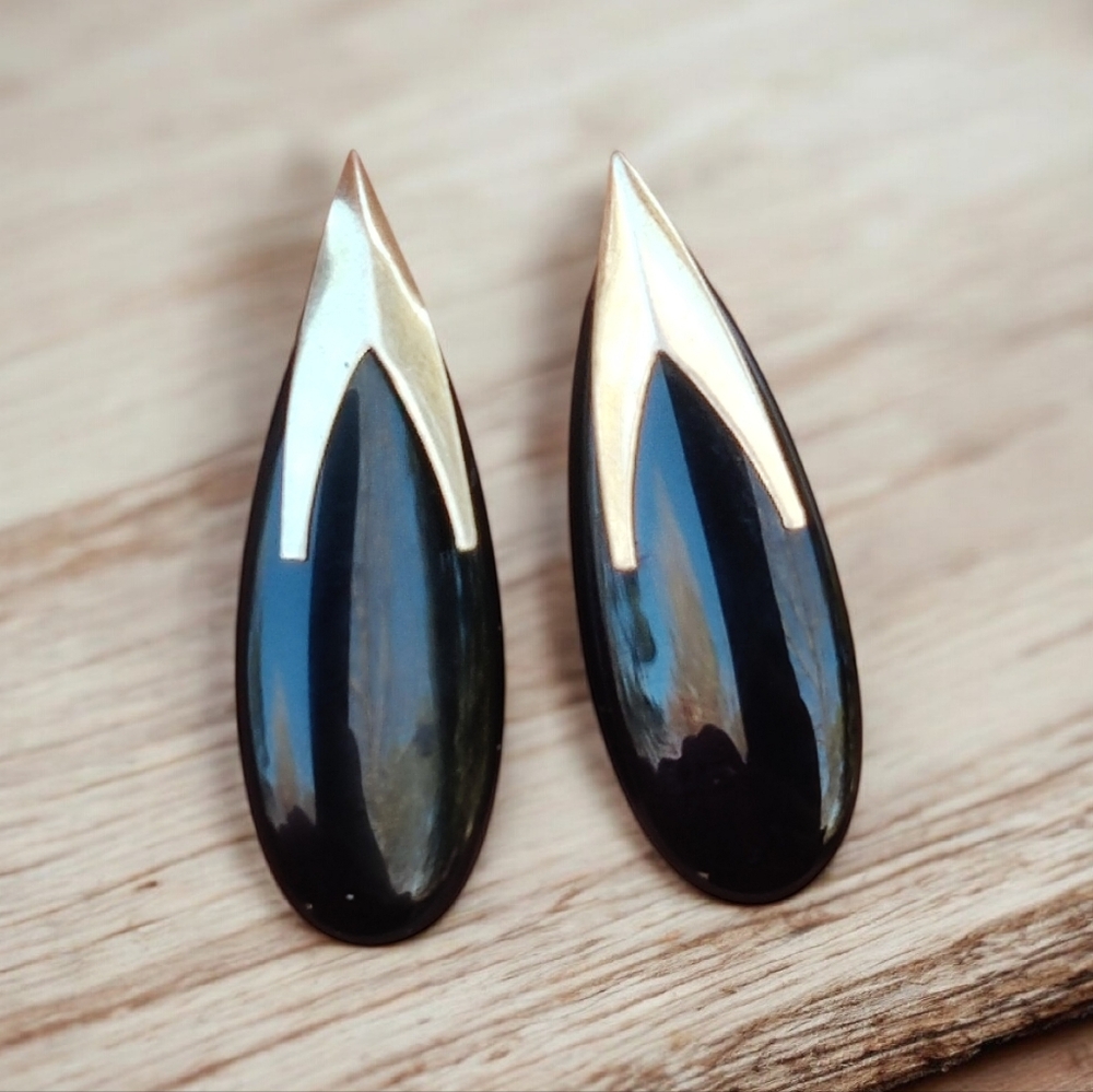 Antique Black and Gold Teardrop Earrings